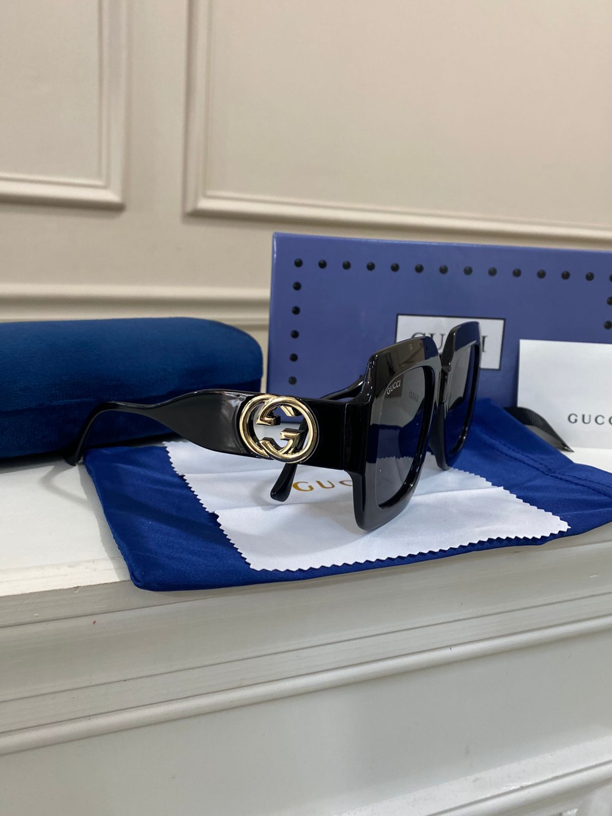 Lentes Gucci - Modelo classico negro