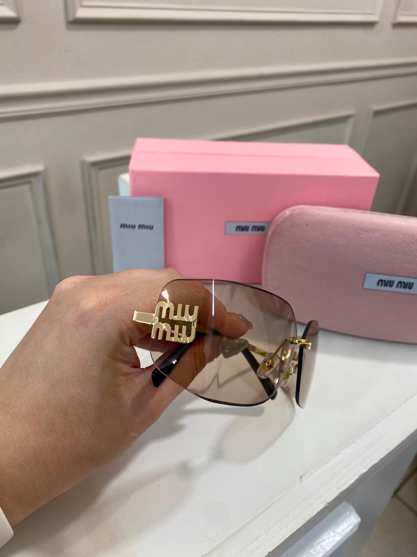 Lentes Miu Miu - Nude curvo Grande