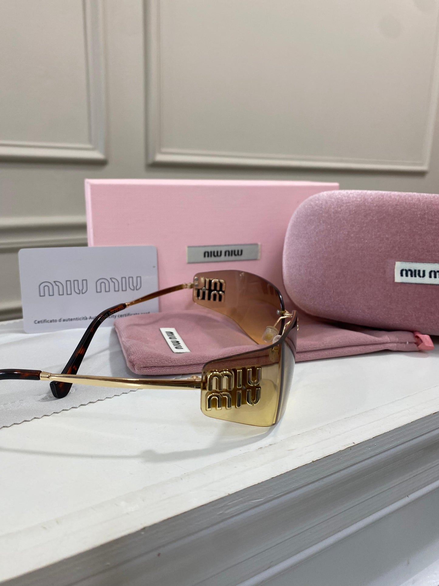 Lentes Miu Miu – curvo amarillo