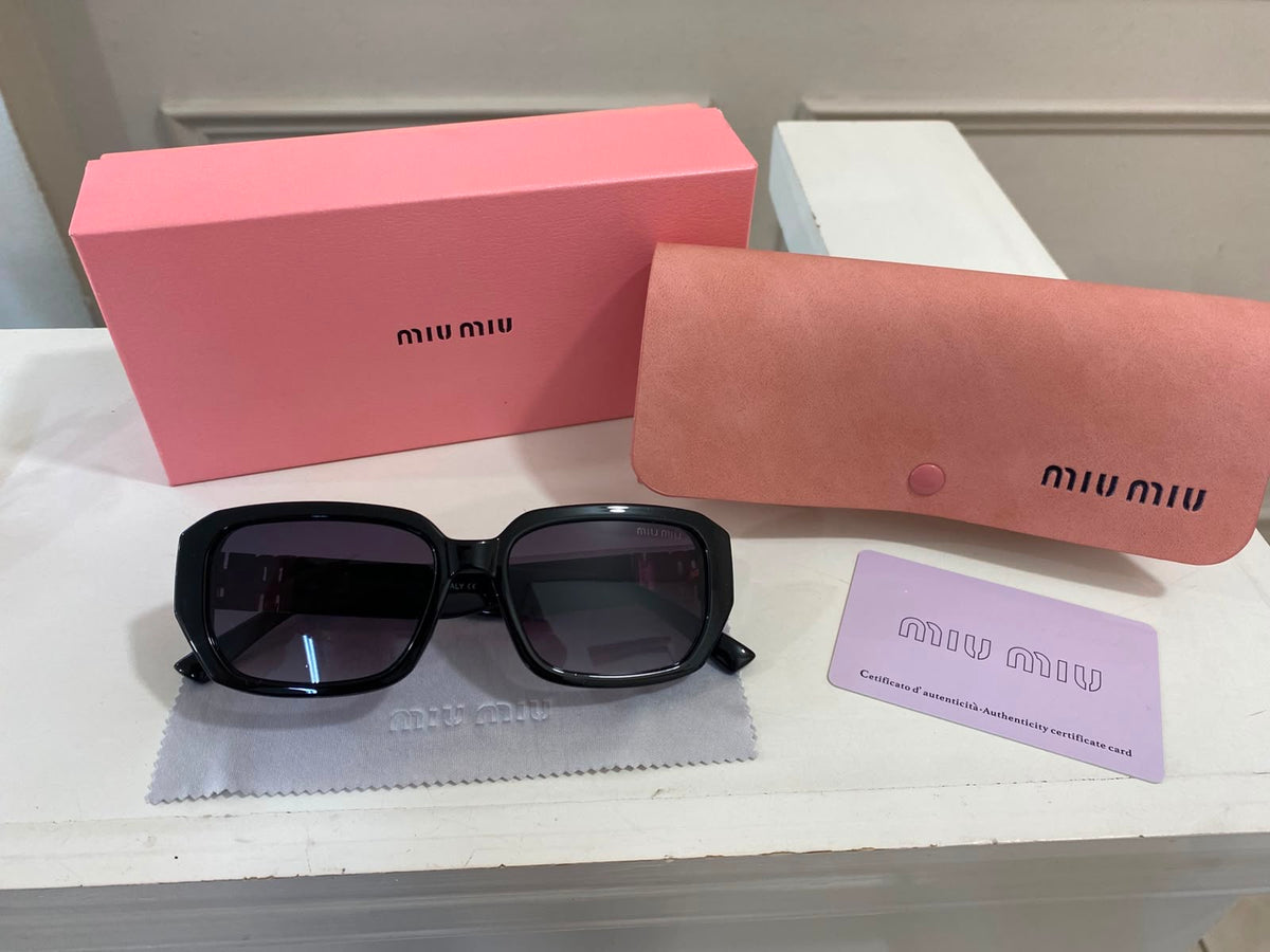 Lentes Miu Miu - Miu Miu 2426 negro