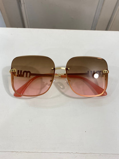 Lentes Miu Miu - Modelo rosado piedras
