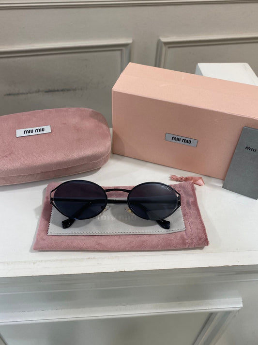 Lentes Miu Miu – Modelo negro mate