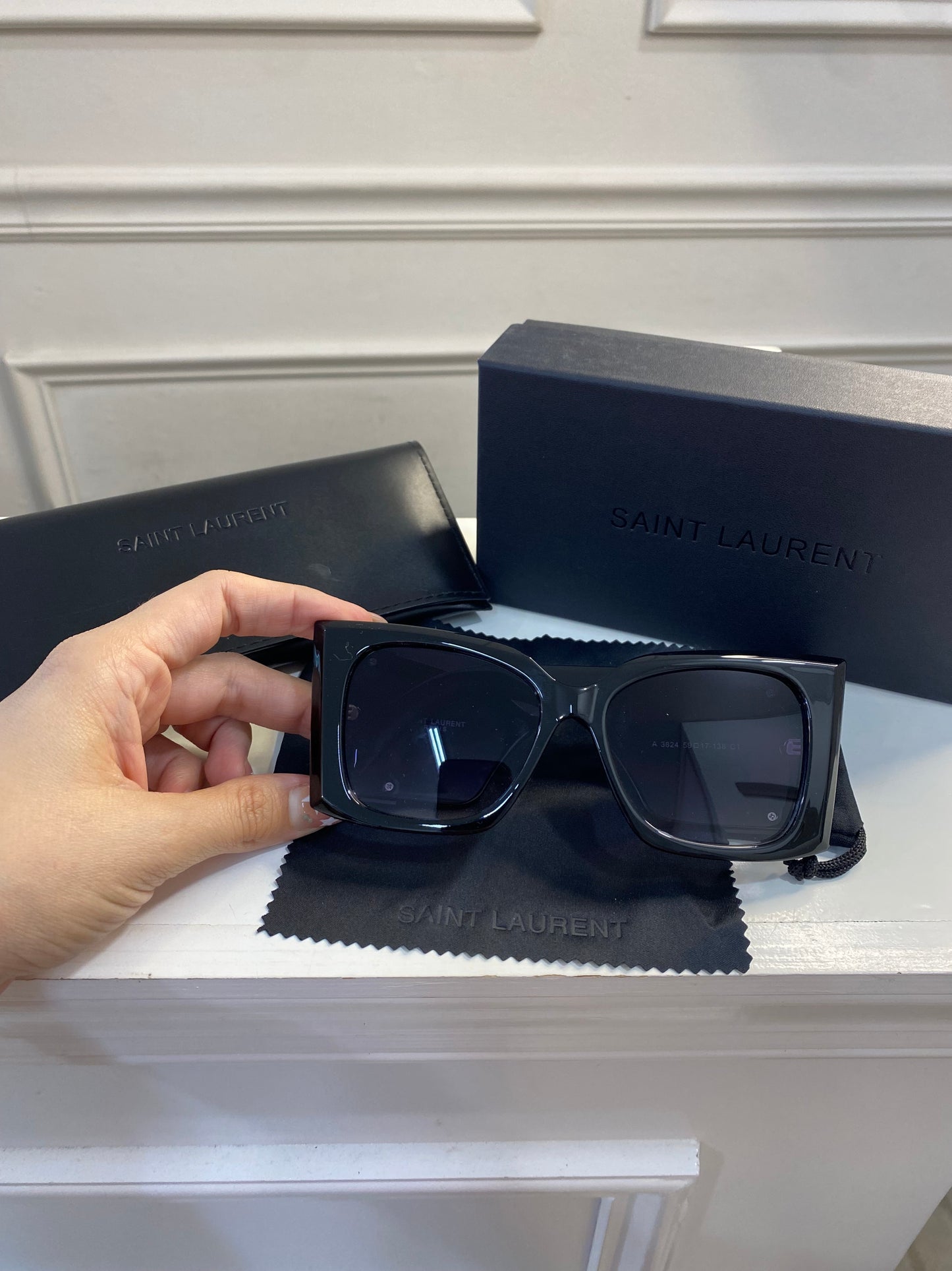 Lentes YSL - Modelo negro