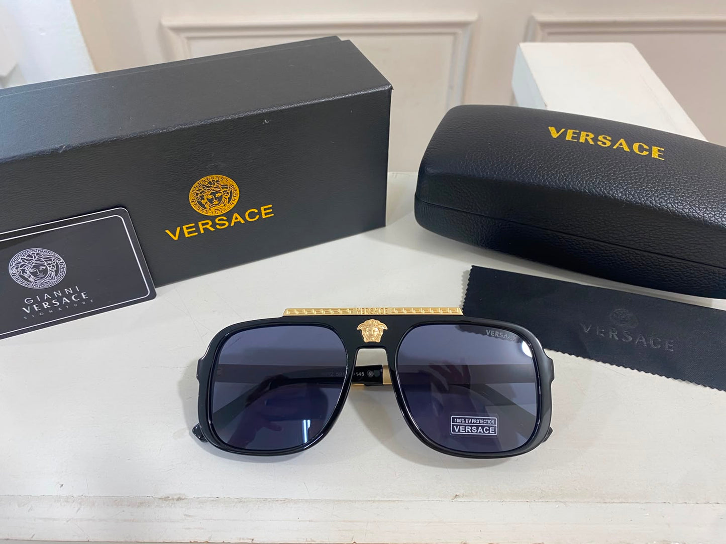 Lentes Versace – Aviator dorado