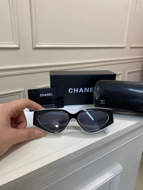Lentes Chanel - Negro blanco