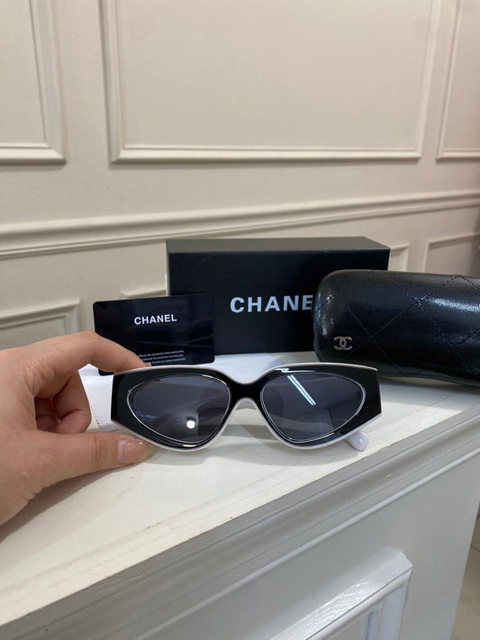 Lentes Chanel - Negro blanco