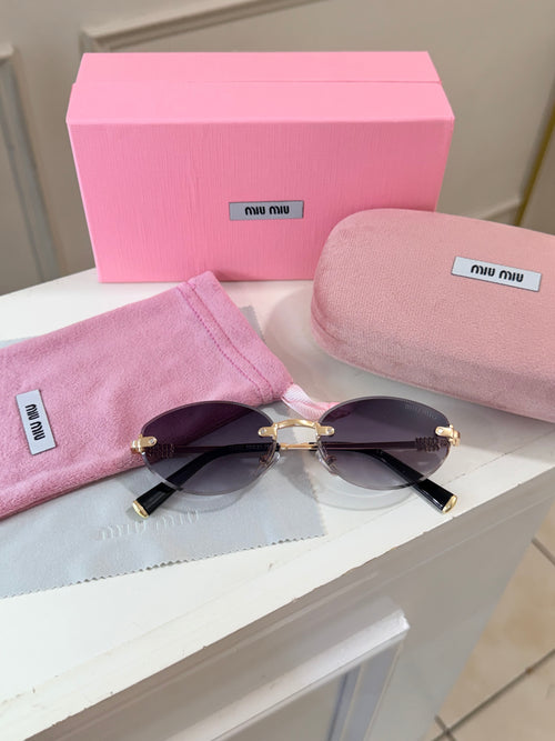 Lentes Miu Miu - MU A54S 5AK04O negro oro