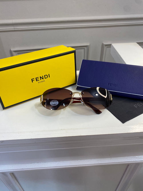 Lentes FENDI - Modelo curvo café