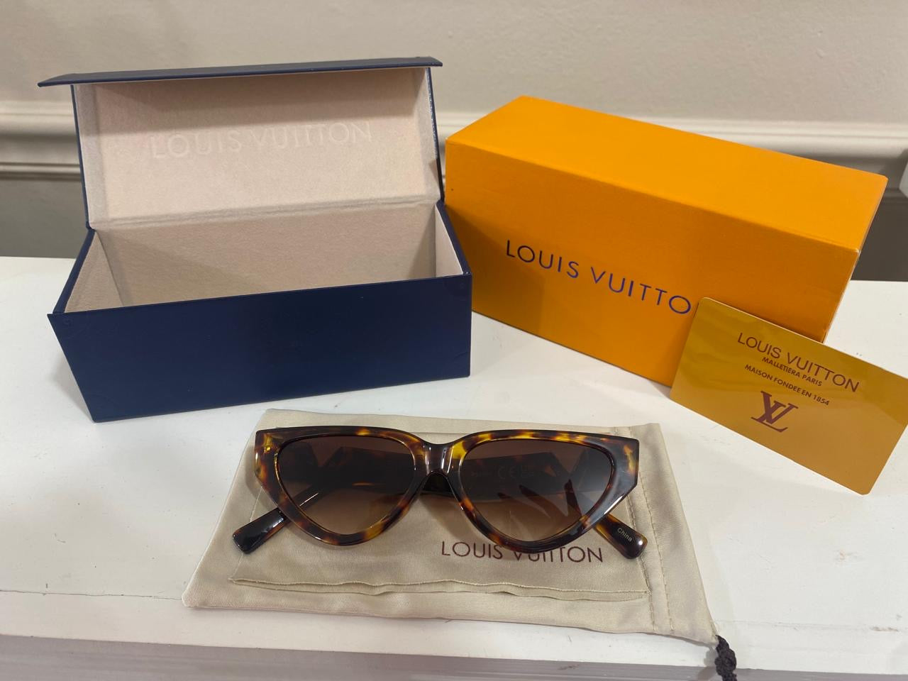 Lentes LV – Capri Carey