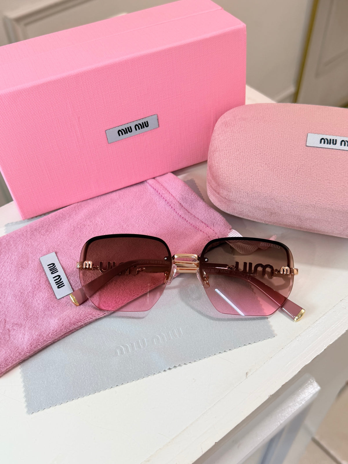 Lentes Miu Miu - Letras Rosa