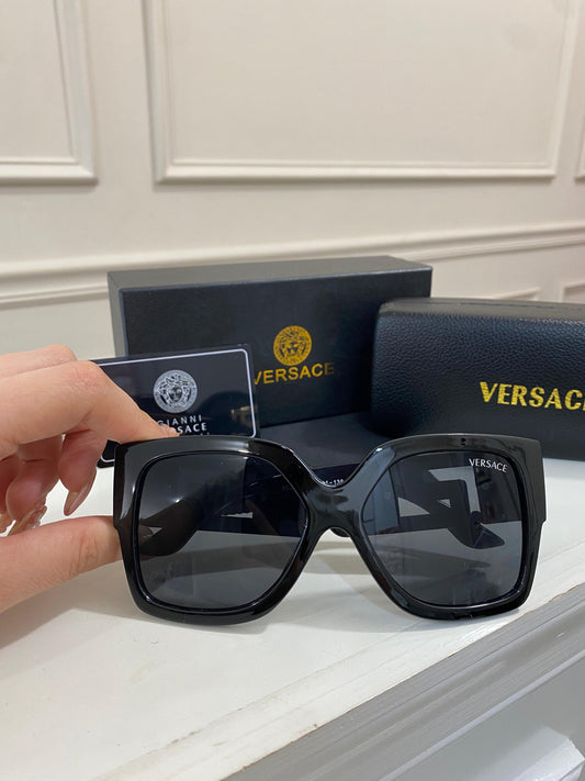 Lentes Versace – Negro chic
