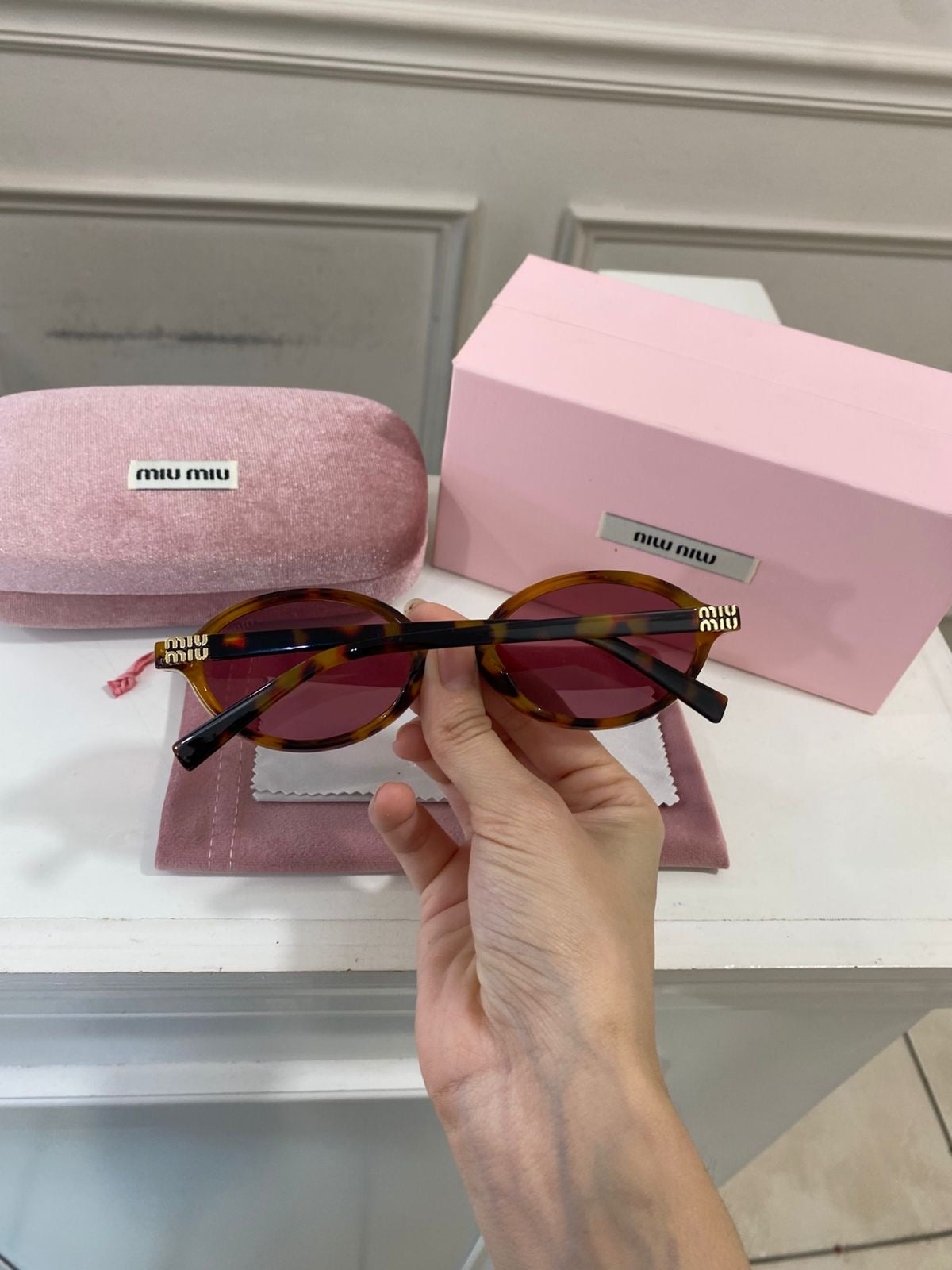 Lentes Miu Miu – Redondo pasta café Rosa
