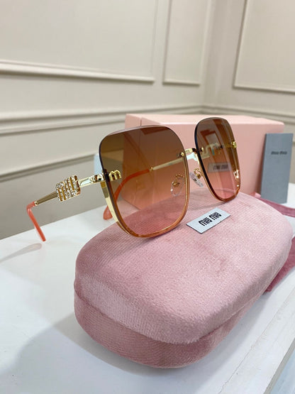 Lentes Miu Miu - Modelo rosado piedras
