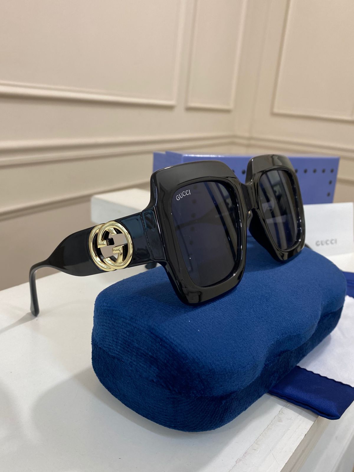 Lentes Gucci - Modelo classico negro