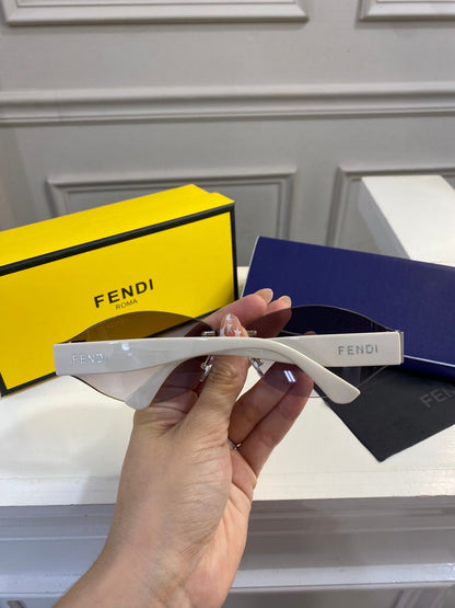 Lentes FENDI - Modelo curvo Beige