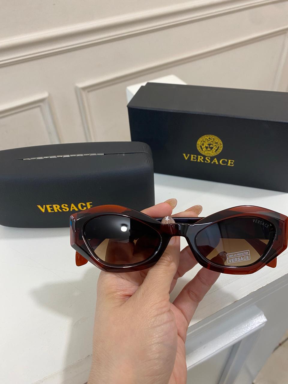 Lentes Versace – Cat Eye vino