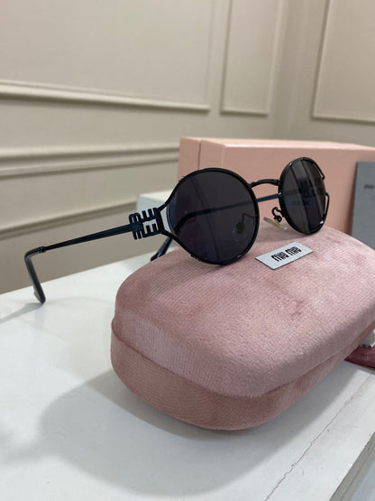Lentes Miu Miu – Modelo negro mate