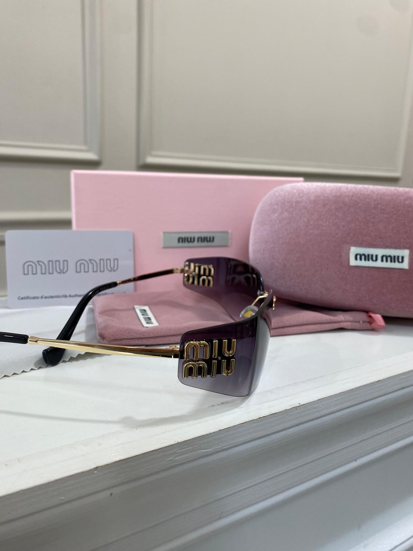 Lentes Miu Miu – curvo negro
