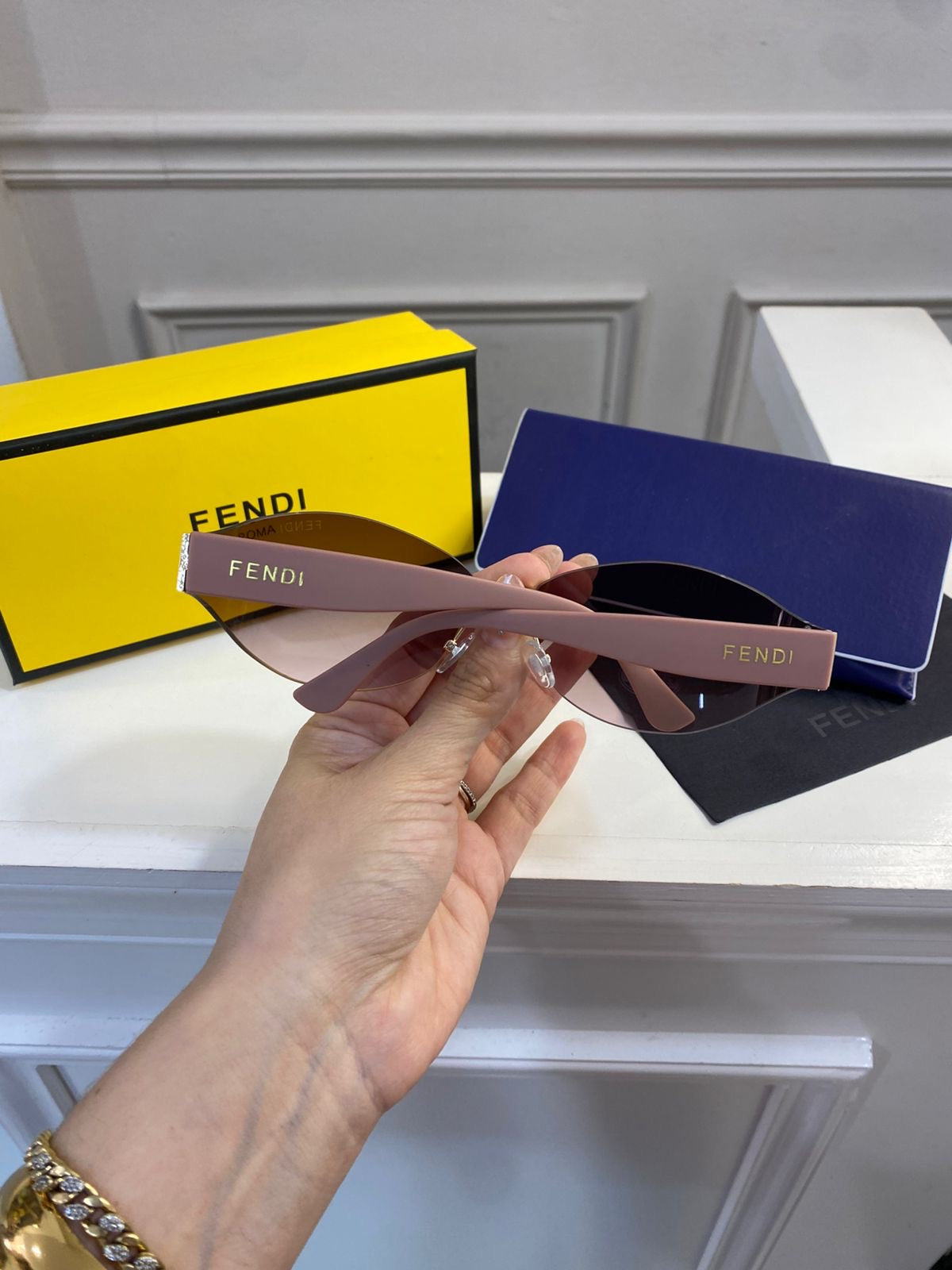 Lentes FENDI - Modelo curvo Nude