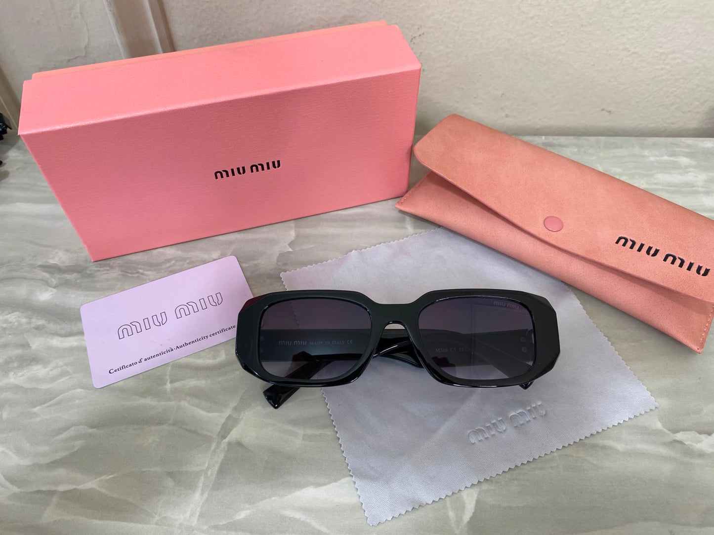 Lentes Miu Miu - Miu Miu Icon black