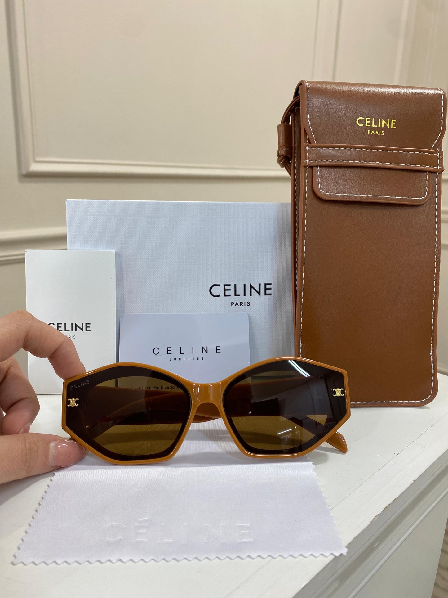 Lentes Celine – Modelo Carey Mostaza