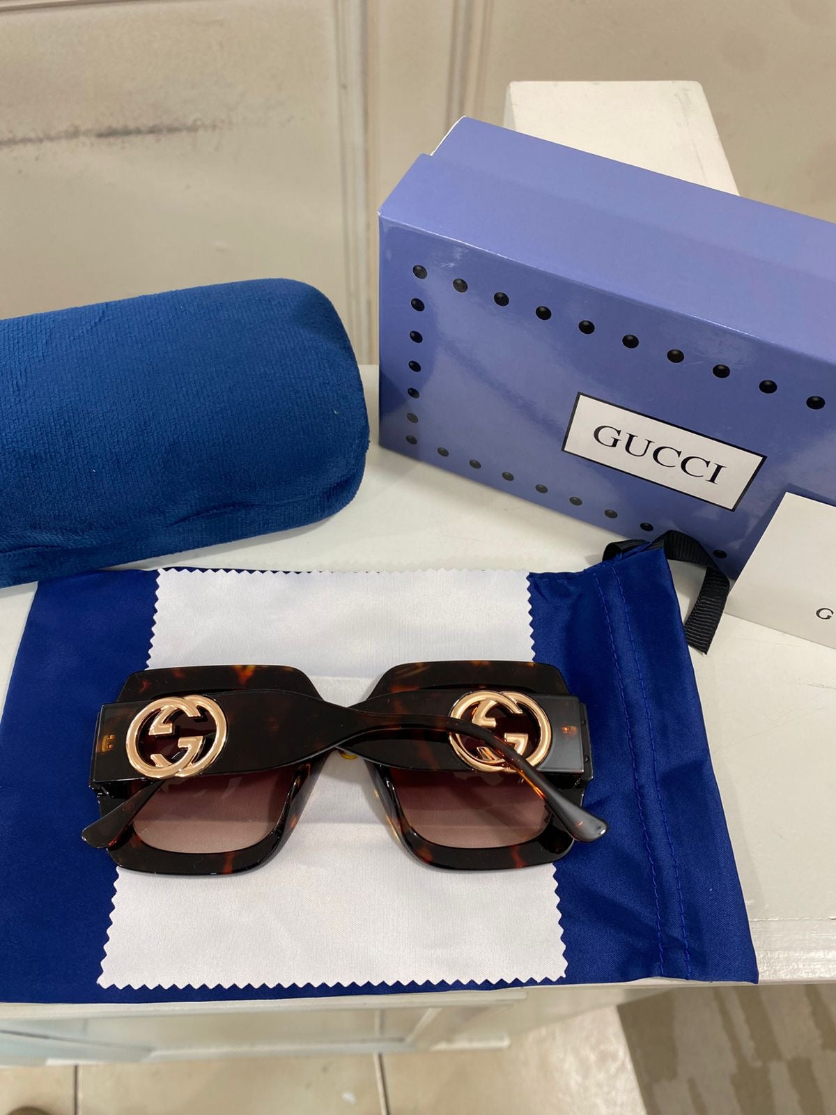 Lentes Gucci - Modelo classico carey