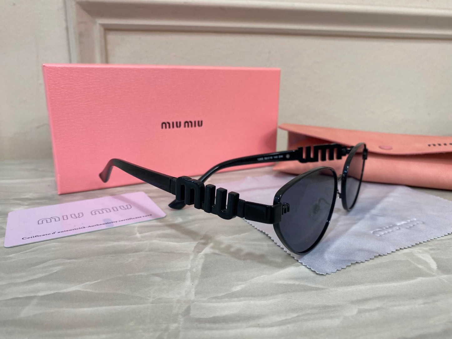 Lentes Miu Miu - Miu Miu Infinity Black