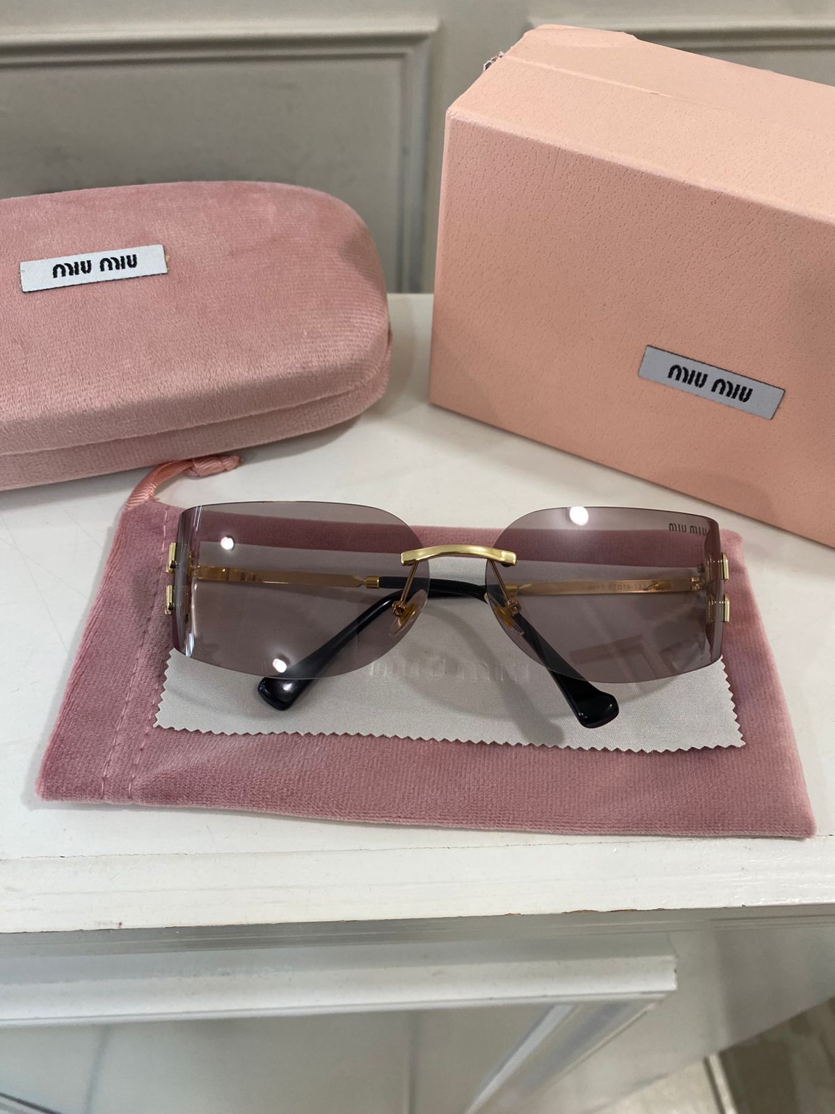 Lentes Miu Miu – curvo rosado