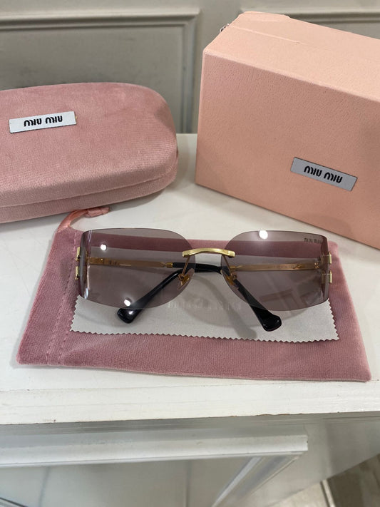 Lentes Miu Miu – curvo rosado