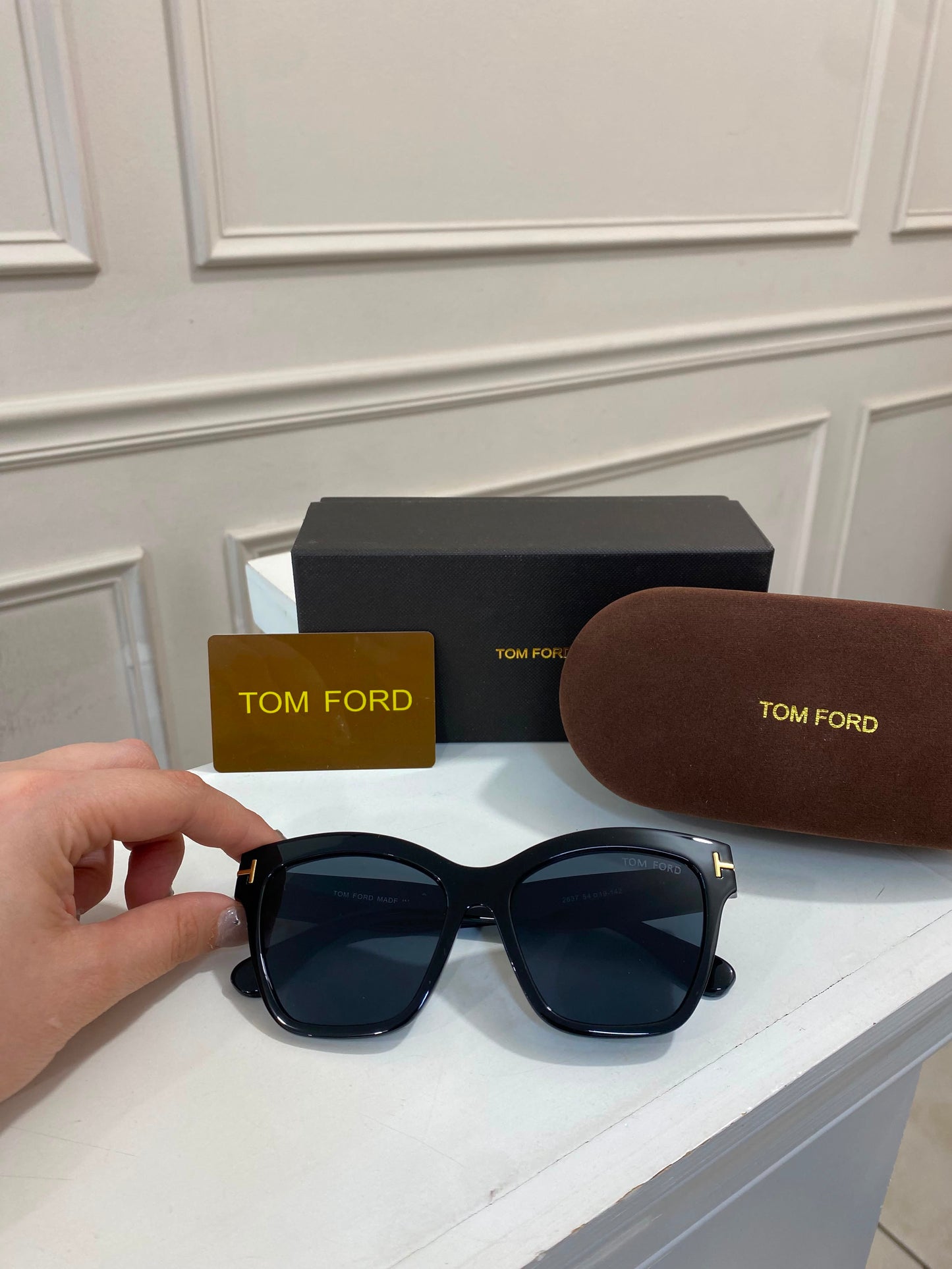 Lentes Tom Ford – Negro estilo clásico