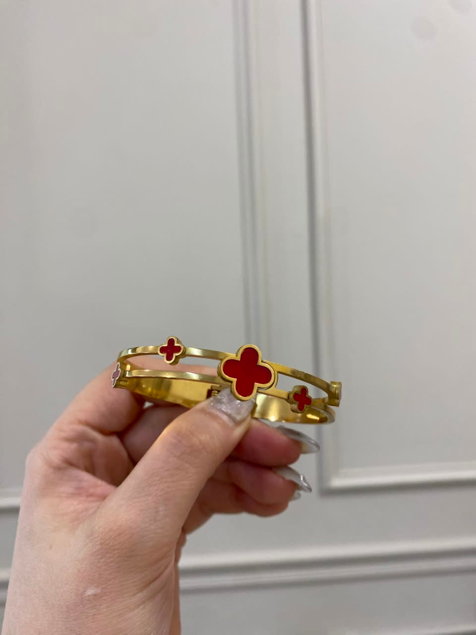 Brazalete -Vanclef Rojo