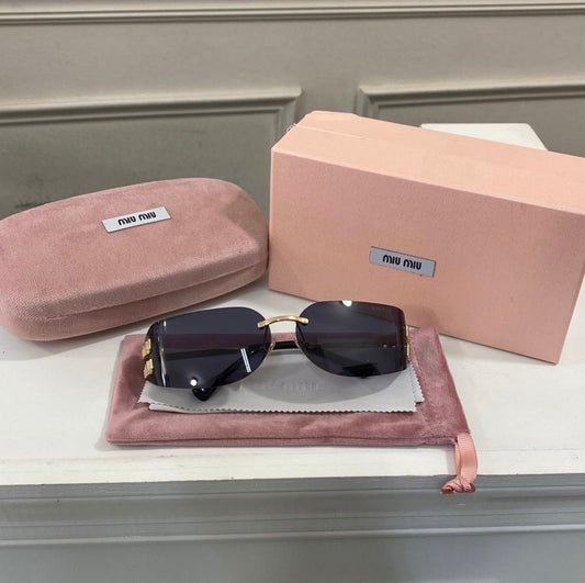 Lentes Miu Miu – curvo oscuro