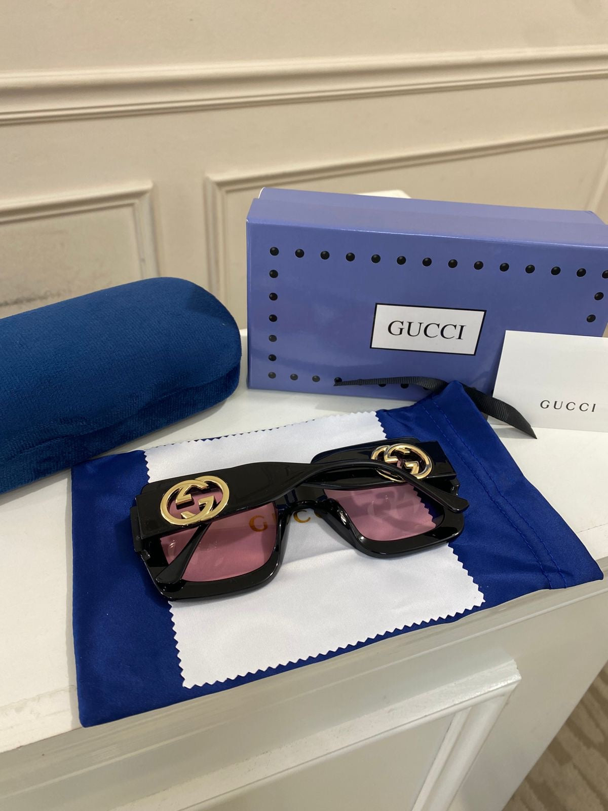 Lentes Gucci - Modelo classico rosado