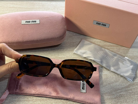 Lentes Miu Miu – Rectangular Carey Vintage