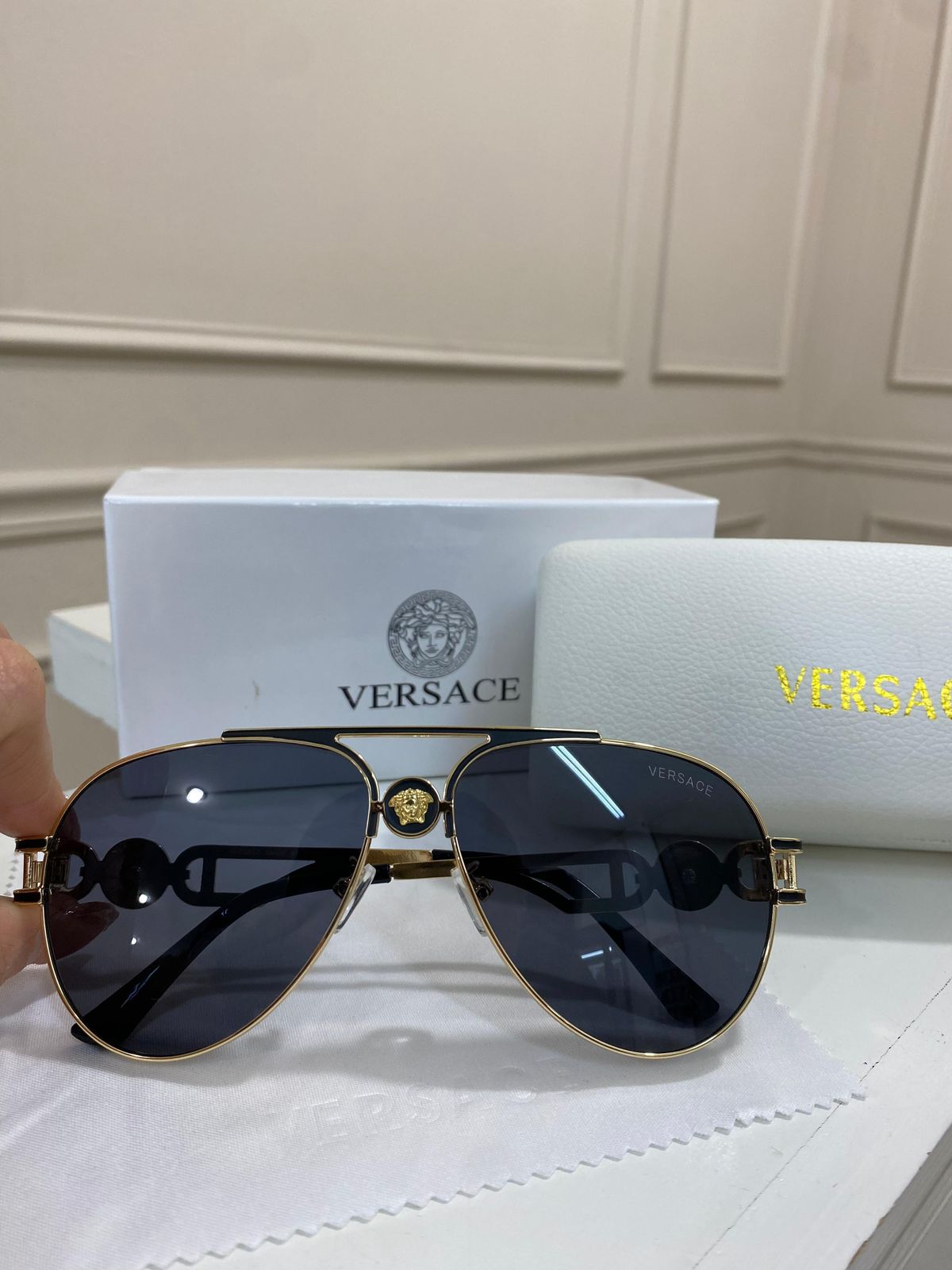 Lentes Versace – Aviator Medusa Negro