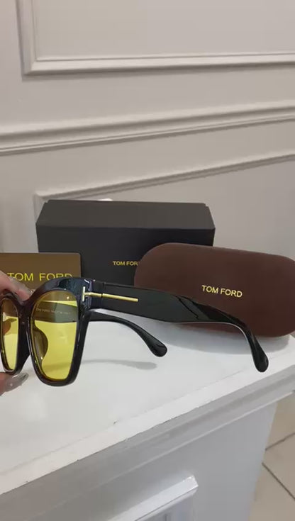 Lentes Tom Ford – Negro amarillo estilo clásico