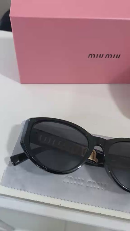 Lentes Miu Miu - Miu Miu 2427 negro